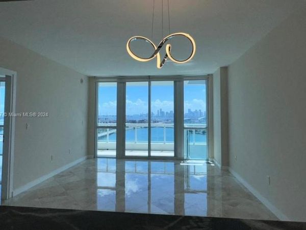 Unit 2212, Miami Beach, FL 33139