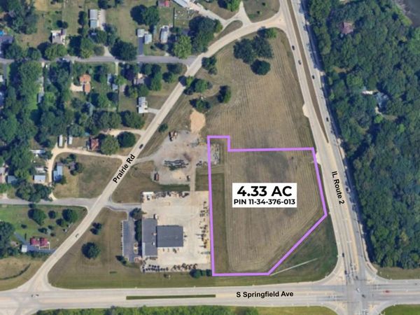 29 S Main St, Rockford, IL 61102