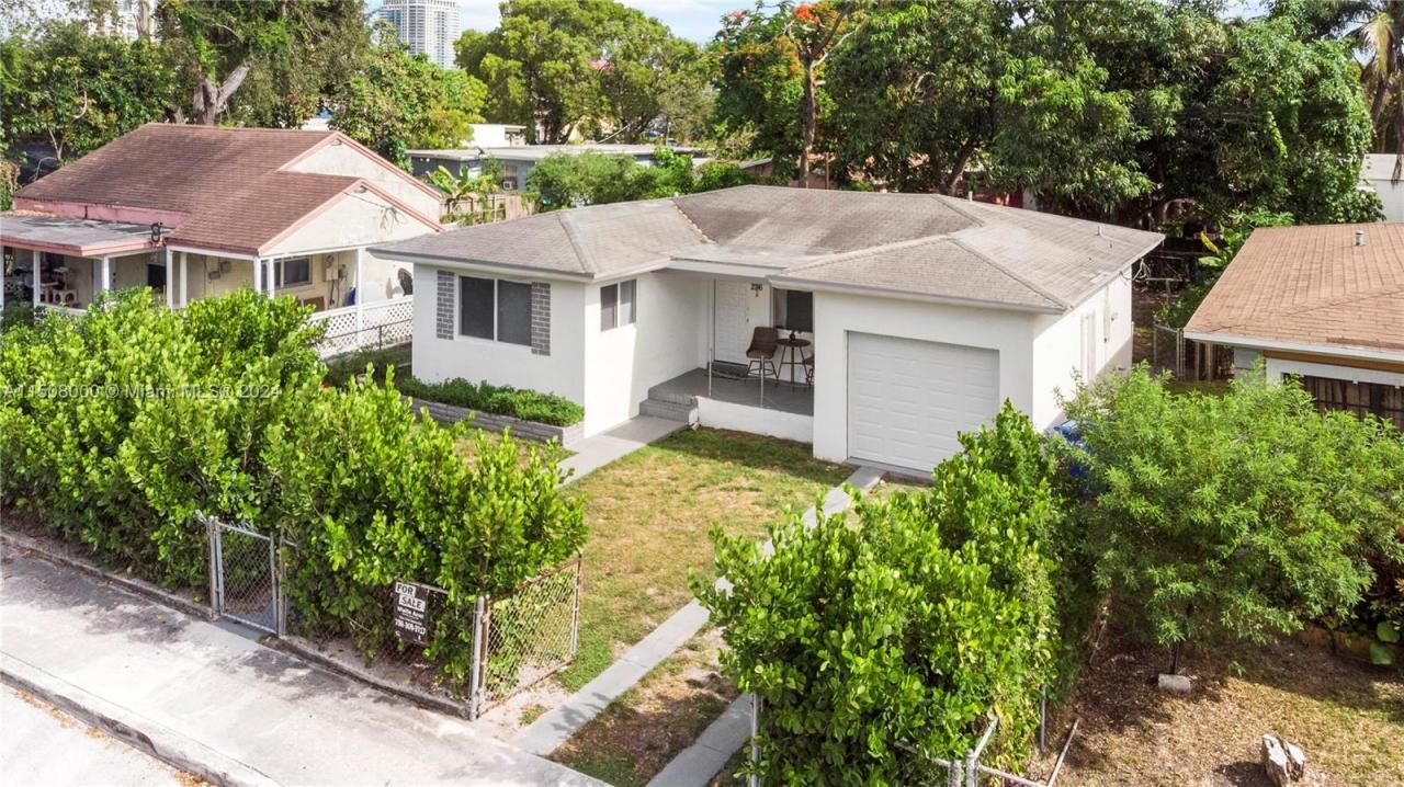 236 NW 42nd St, Miami, FL 33127 Photo