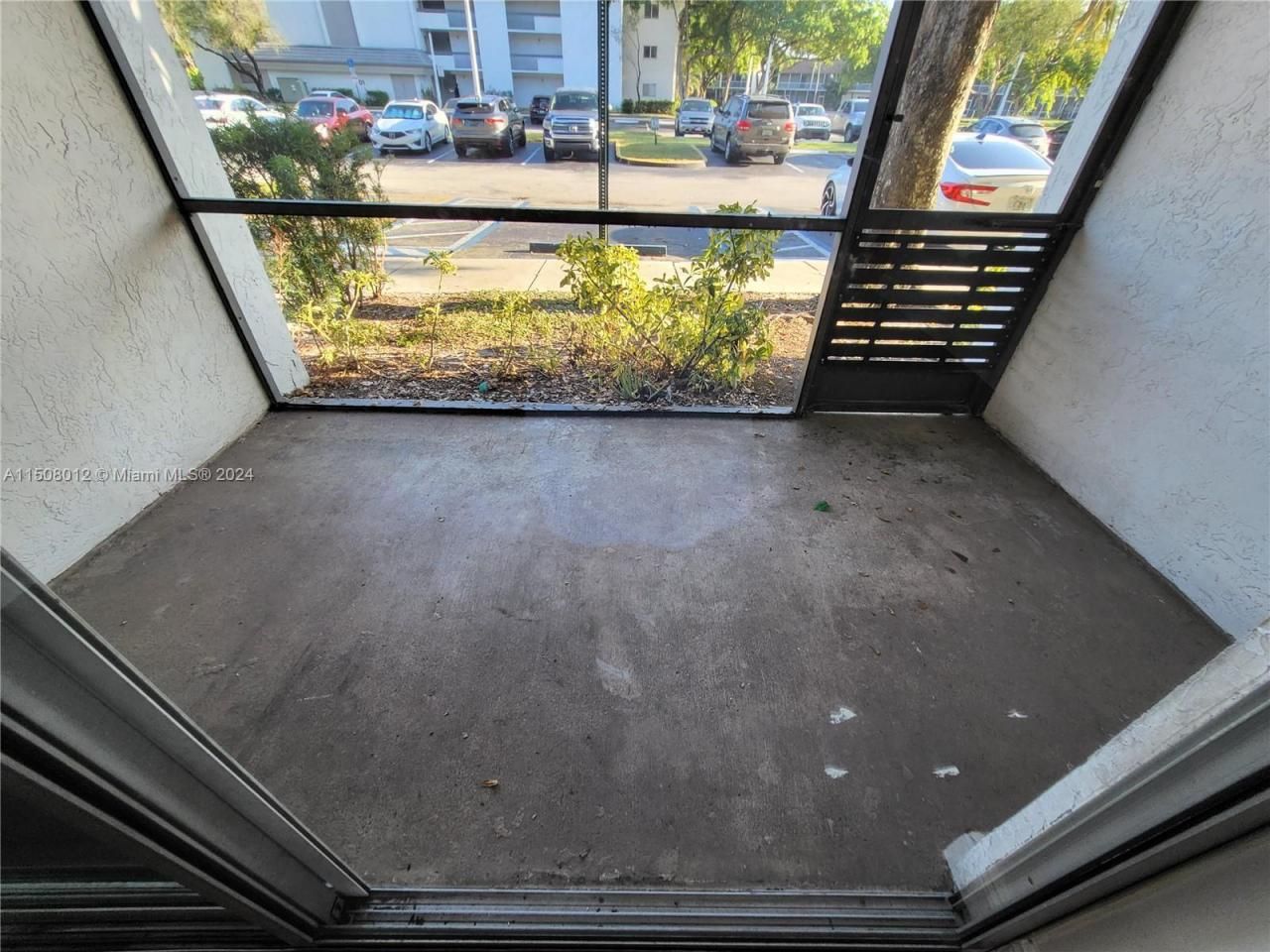 711 N Pine Island Rd, Unit 111, Plantation, FL 33324 Photo