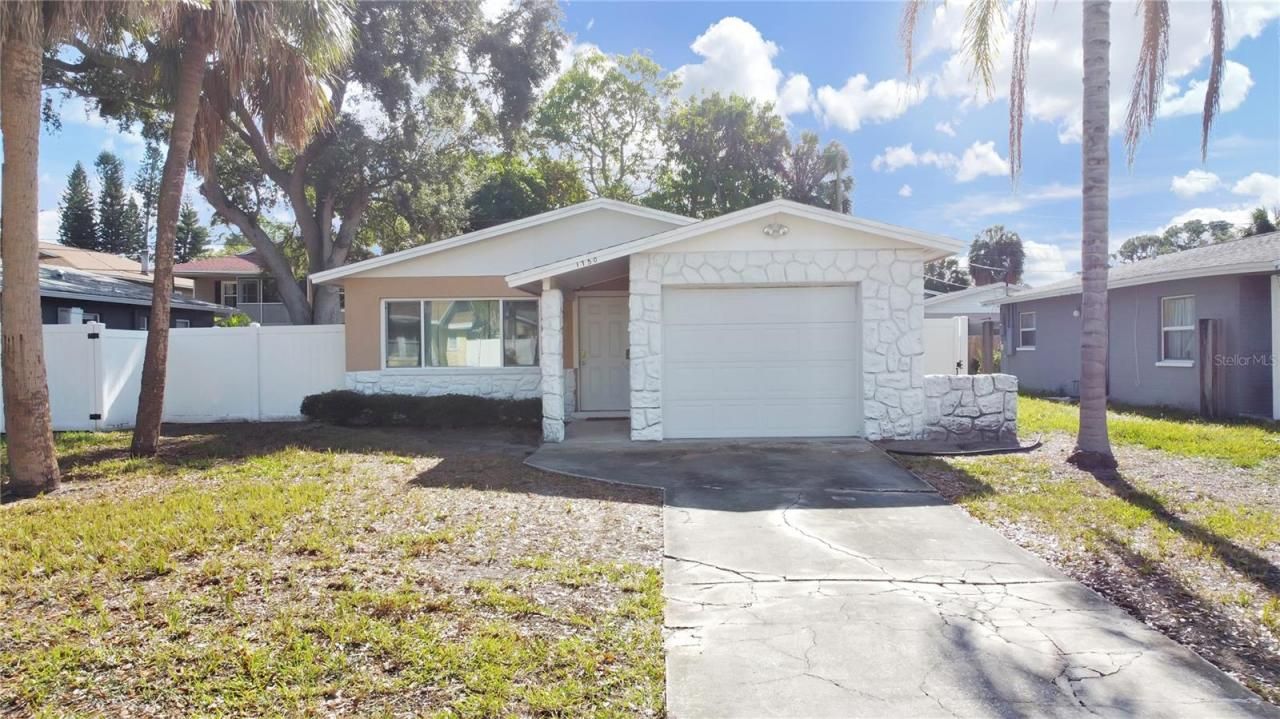 1750 Montana Avenue Ne, Saint Petersburg, FL 33703 Photo