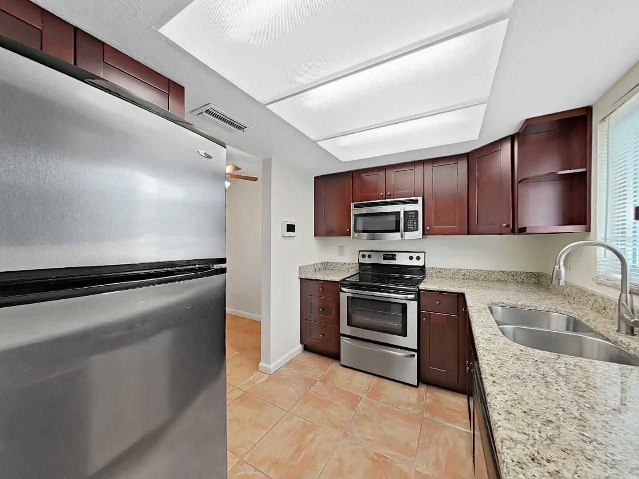 1750 Montana Avenue Ne, Saint Petersburg, FL 33703 Photo