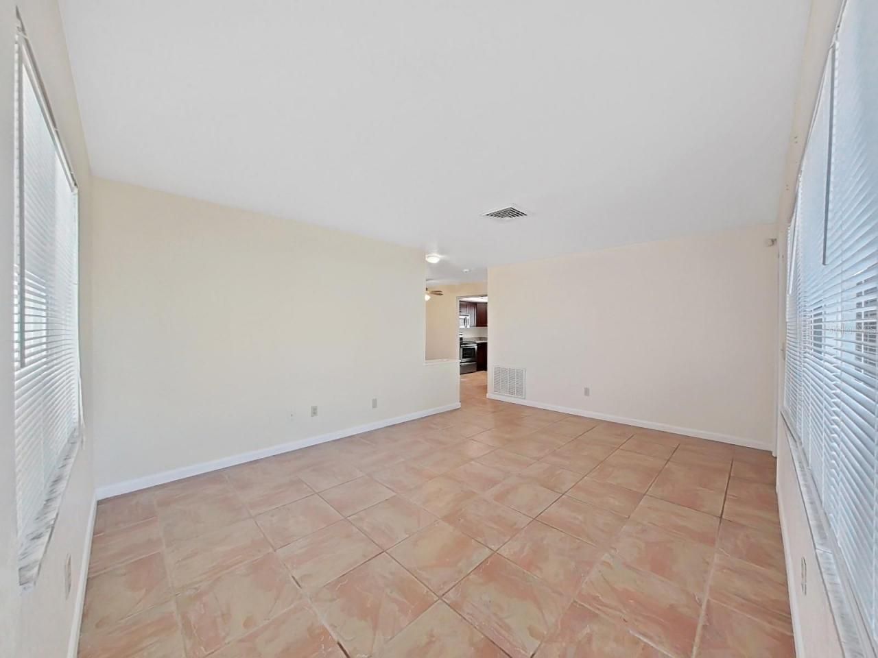 1750 Montana Avenue Ne, Saint Petersburg, FL 33703 Photo