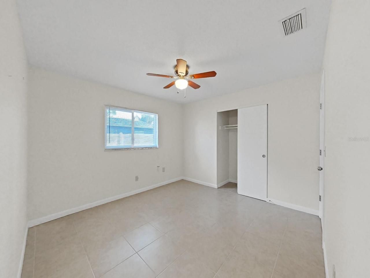 1750 Montana Avenue Ne, Saint Petersburg, FL 33703 Photo