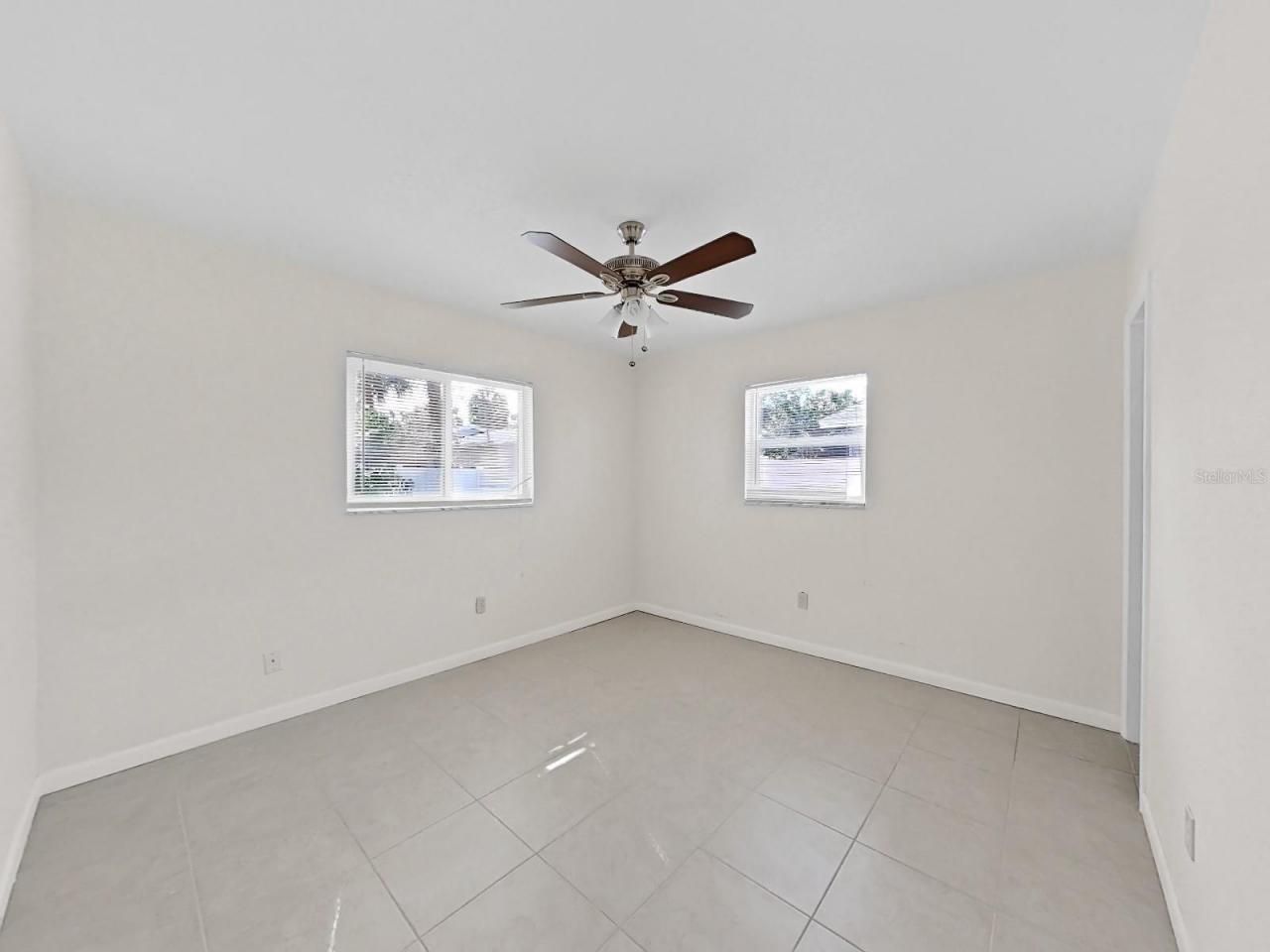 1750 Montana Avenue Ne, Saint Petersburg, FL 33703 Photo