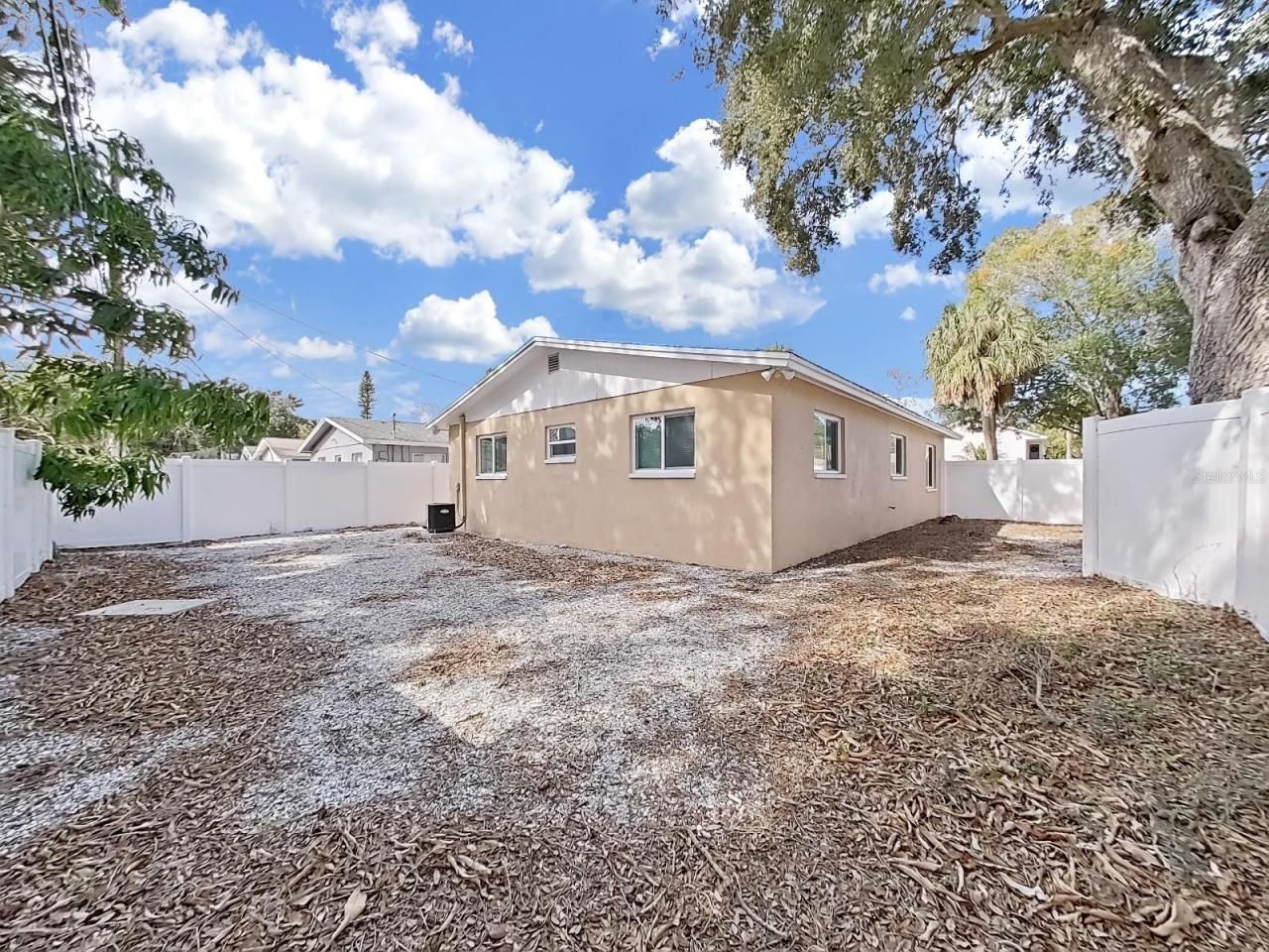 1750 Montana Avenue Ne, Saint Petersburg, FL 33703 Photo