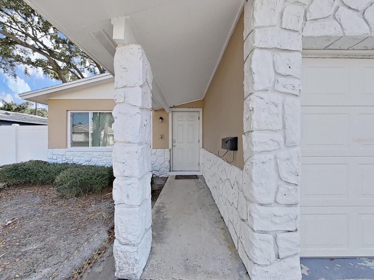 1750 Montana Avenue Ne, Saint Petersburg, FL 33703 Photo