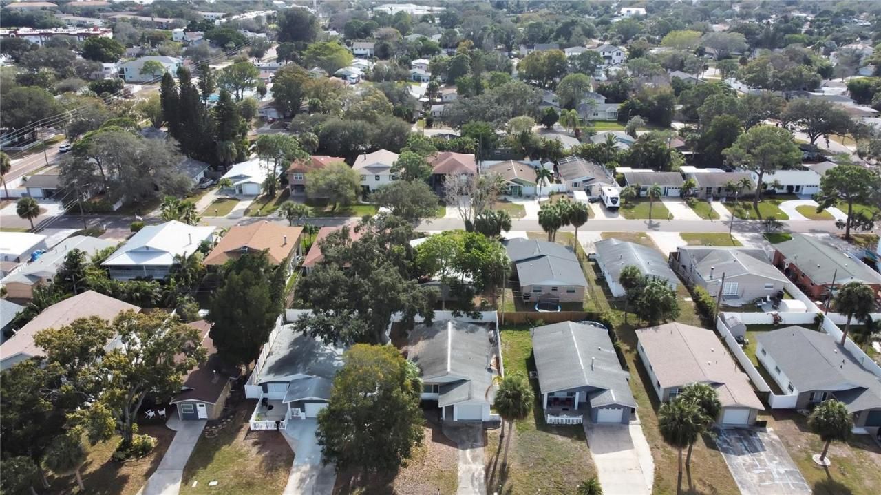 1750 Montana Avenue Ne, Saint Petersburg, FL 33703 Photo