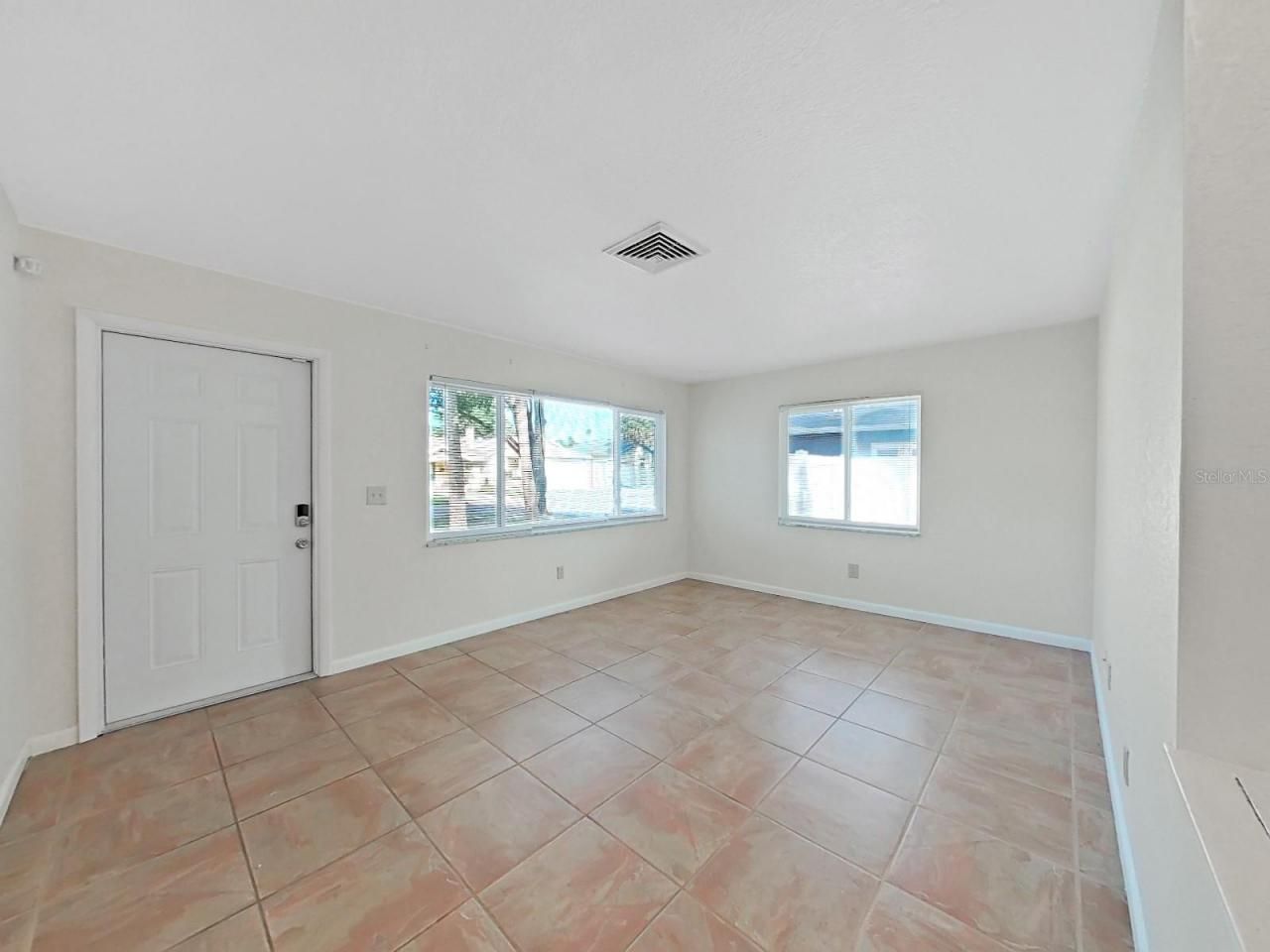 1750 Montana Avenue Ne, Saint Petersburg, FL 33703 Photo