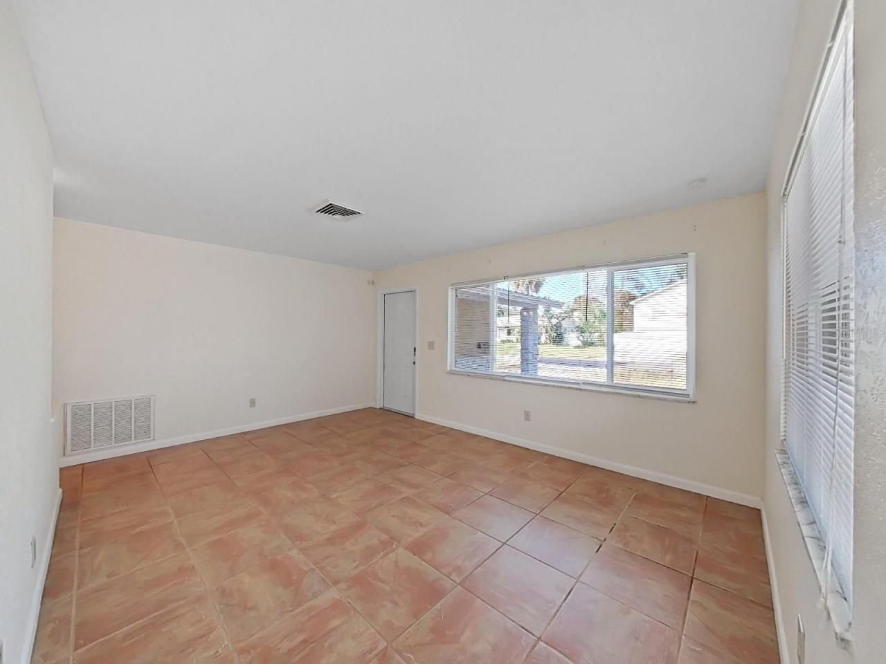 1750 Montana Avenue Ne, Saint Petersburg, FL 33703 Photo