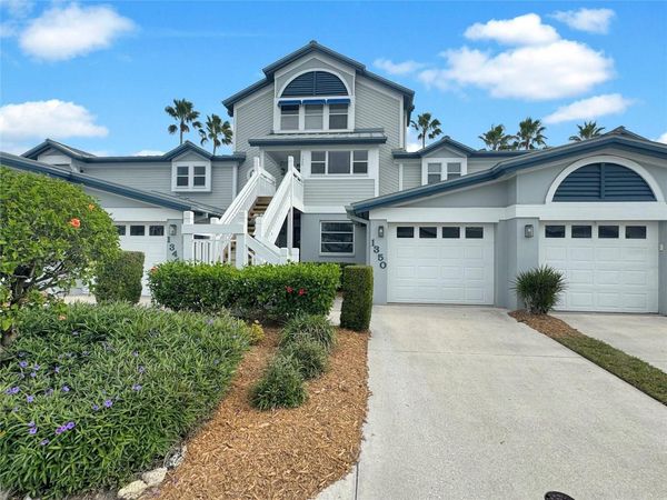 1350 SIESTA BAYSIDE DRIVE, Unit 1350-B, SARASOTA, FL 34242
