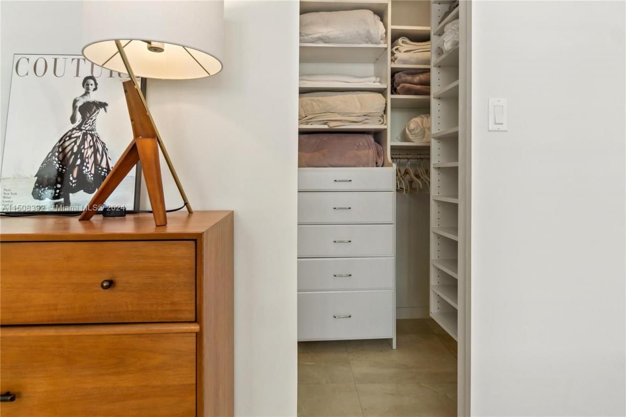 100 Lincoln Rd, Unit 1202, Miami Beach, FL 33139 Photo