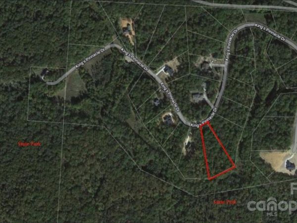 5147 Kings Pinnacle Drive, Kings Mountain, NC 28086