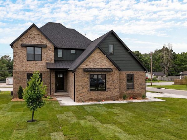 4921 S Aaron Avenue, Springfield, MO 65810