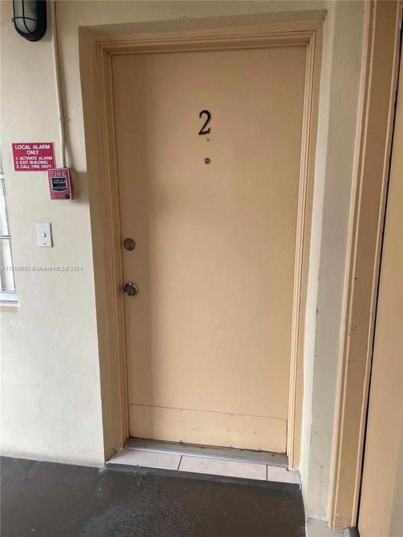 11840 NE 19th Dr, Unit 2, North Miami, FL 33181 Photo