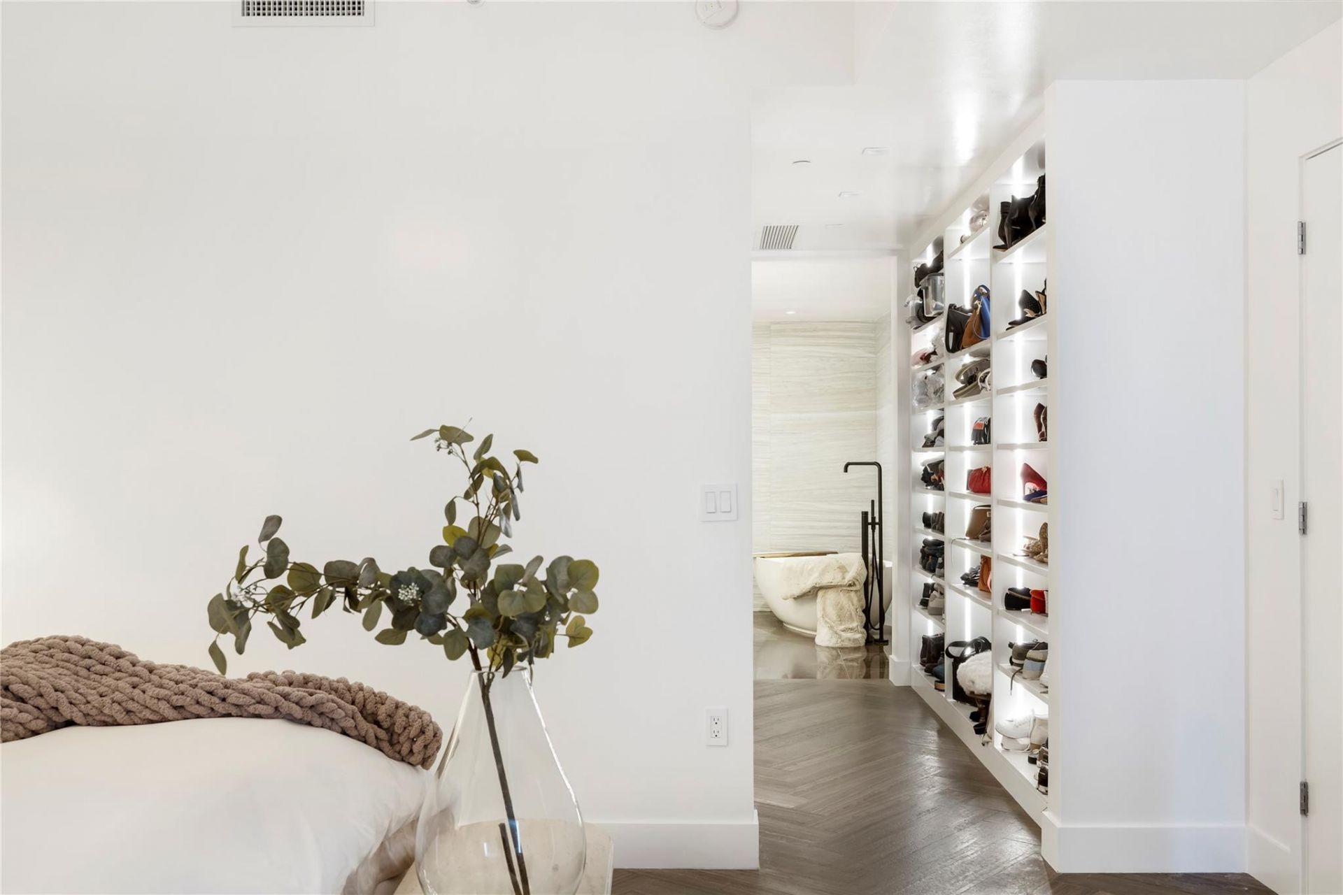 2200 N Ocean Boulevard, Unit S903, Fort Lauderdale, FL 33305 Photo