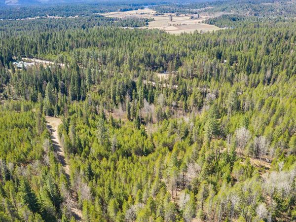 1232 Vista Dr, Newport, WA 99156