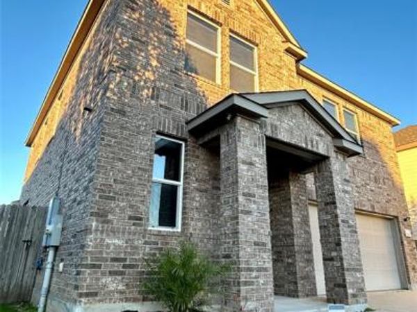 6600 Moores Ferry DR, Del Valle, TX 78617