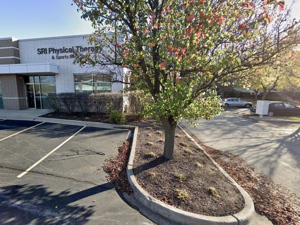 2418 W Indian Trail Road, Unit G, Aurora, IL 60506