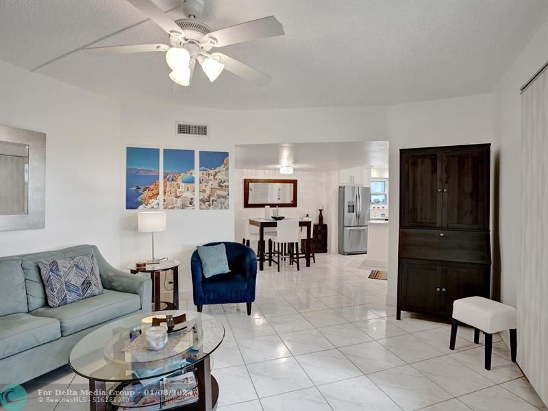 341 N Birch Road, Unit 415, Fort Lauderdale, FL 33304 Photo