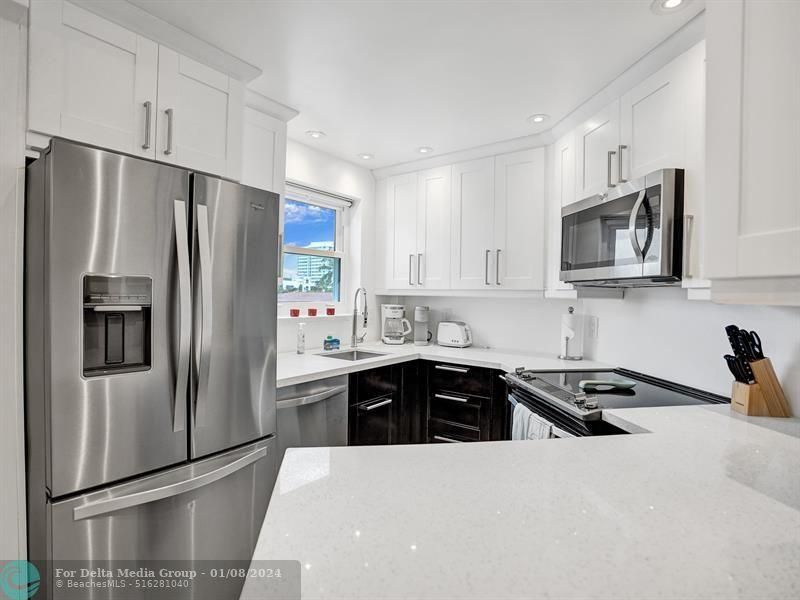 341 N Birch Road, Unit 415, Fort Lauderdale, FL 33304 Photo