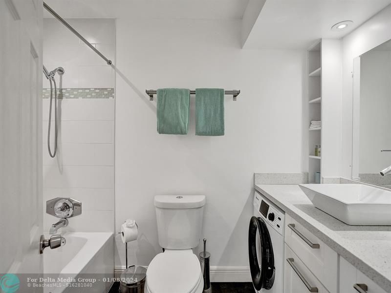 341 N Birch Road, Unit 415, Fort Lauderdale, FL 33304 Photo