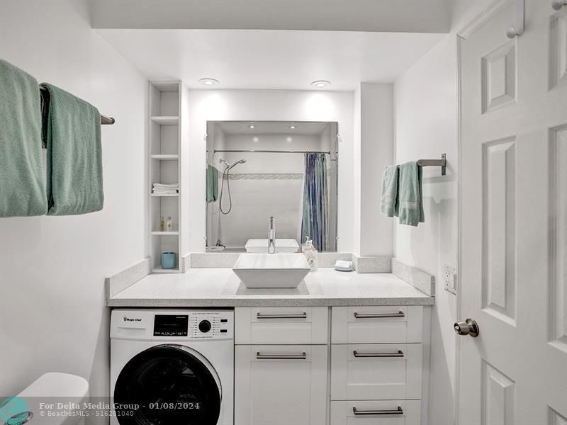 341 N Birch Road, Unit 415, Fort Lauderdale, FL 33304 Photo