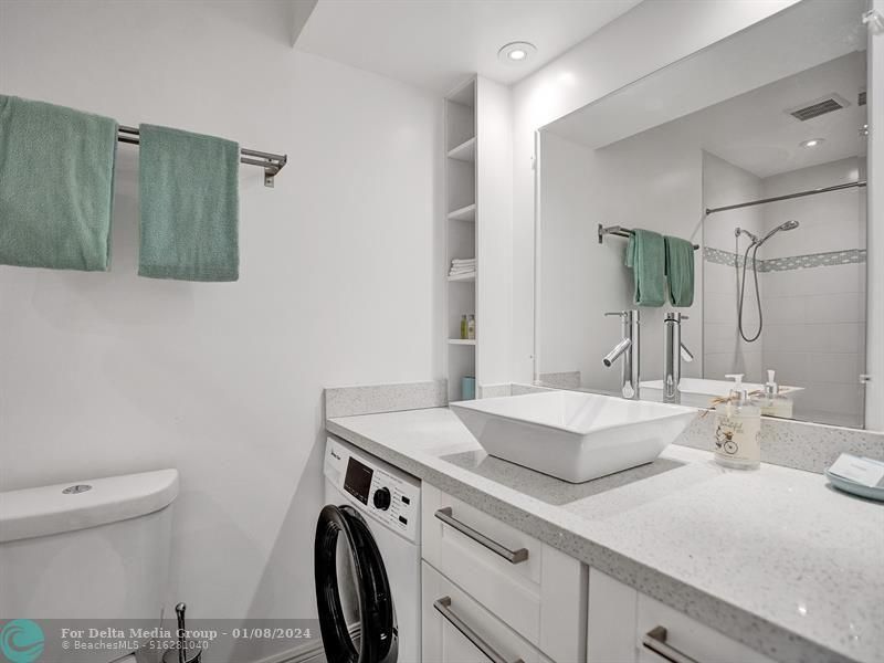 341 N Birch Road, Unit 415, Fort Lauderdale, FL 33304 Photo