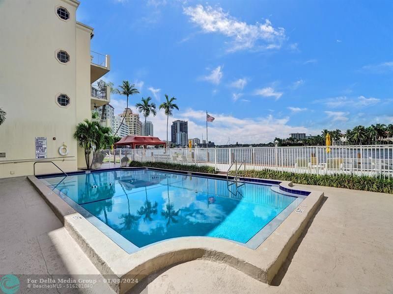 341 N Birch Road, Unit 415, Fort Lauderdale, FL 33304 Photo