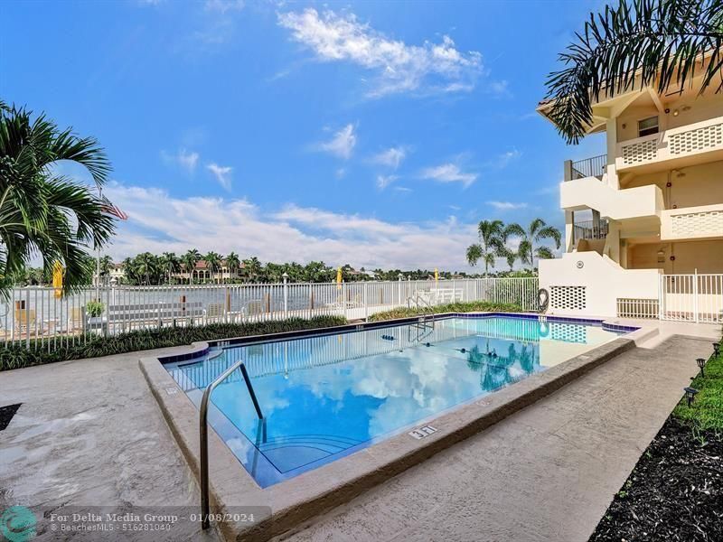 341 N Birch Road, Unit 415, Fort Lauderdale, FL 33304 Photo