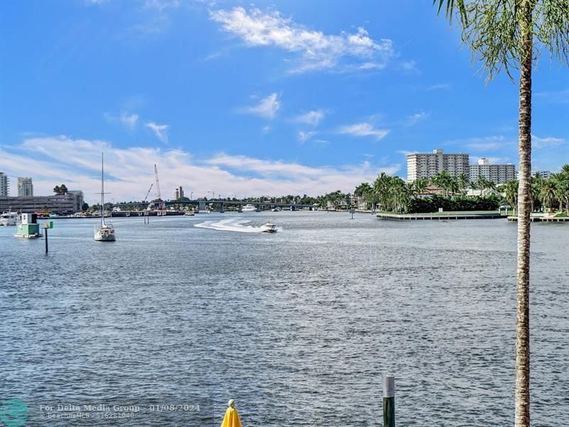 341 N Birch Road, Unit 415, Fort Lauderdale, FL 33304 Photo