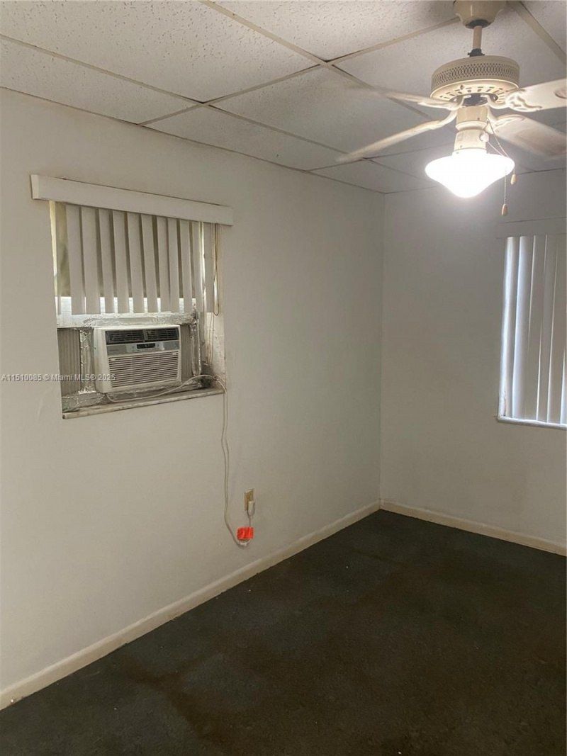 1256 NE 149th St, Miami, FL 33161 Photo