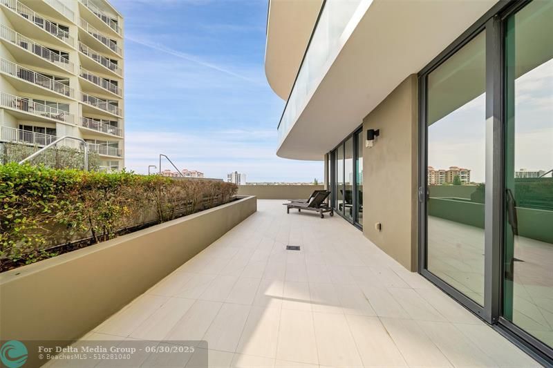 730 N Ocean Boulevard, Unit 405, Pompano Beach, FL 33062 Photo