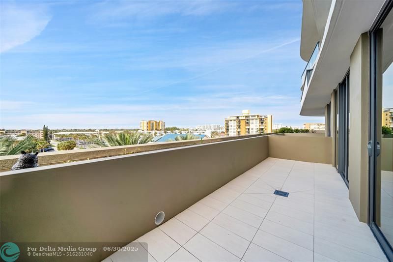 730 N Ocean Boulevard, Unit 405, Pompano Beach, FL 33062 Photo