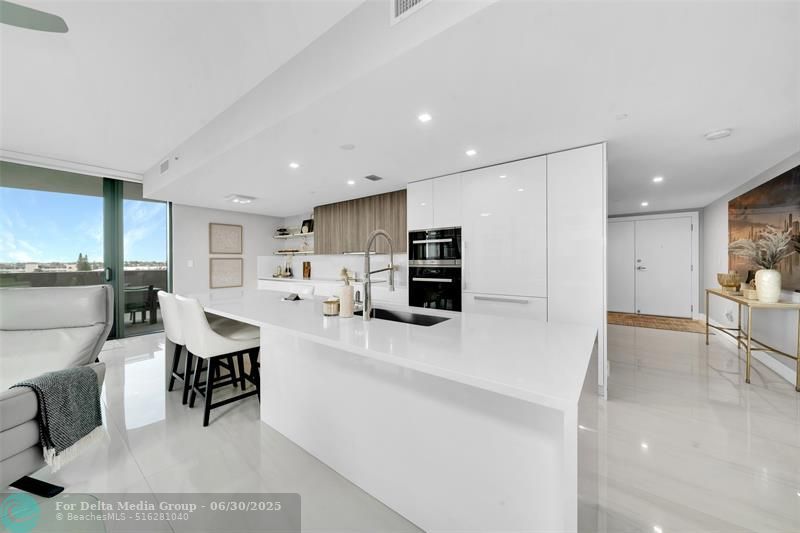 730 N Ocean Boulevard, Unit 405, Pompano Beach, FL 33062 Photo