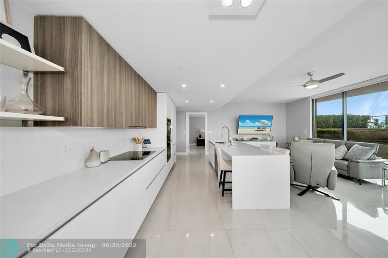 730 N Ocean Boulevard, Unit 405, Pompano Beach, FL 33062 Photo