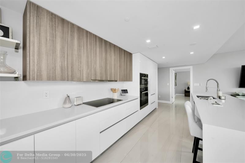 730 N Ocean Boulevard, Unit 405, Pompano Beach, FL 33062 Photo