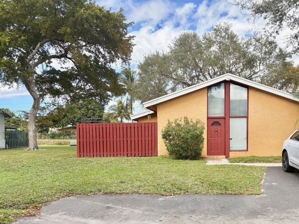 7351 W Sunrise Blvd, Unit 7351, Plantation, FL 33313