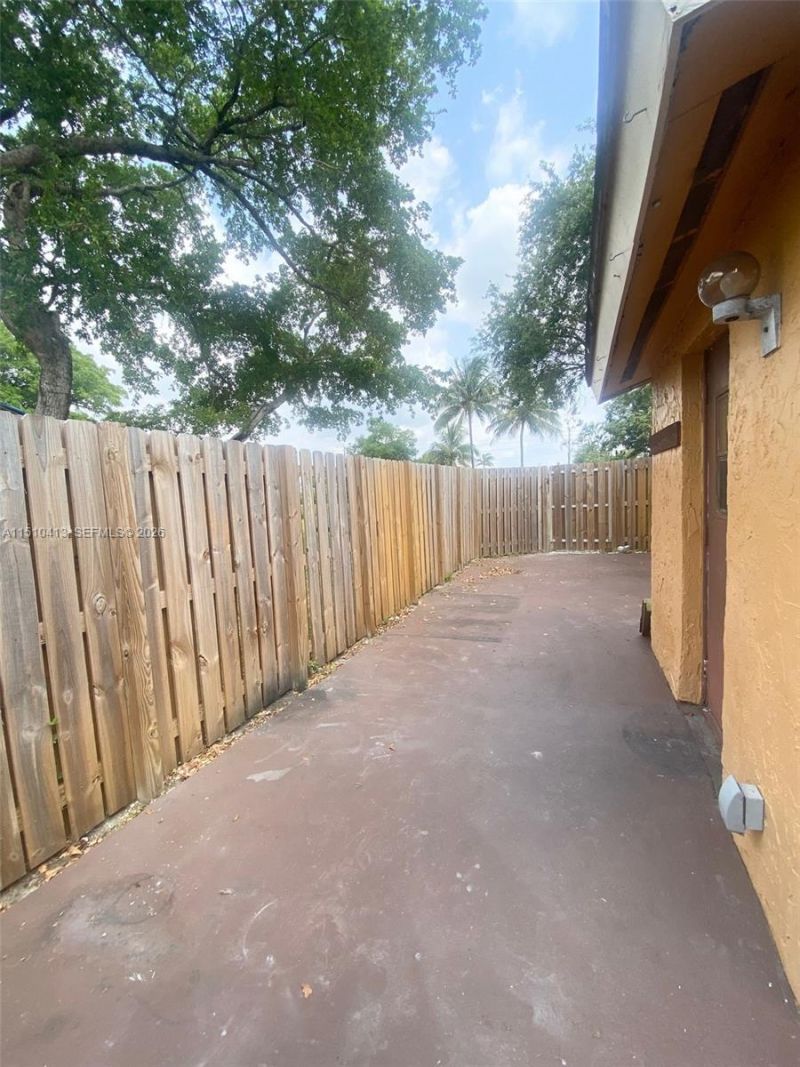 7351 W Sunrise Blvd, Unit 7351, Plantation, FL 33313 Photo