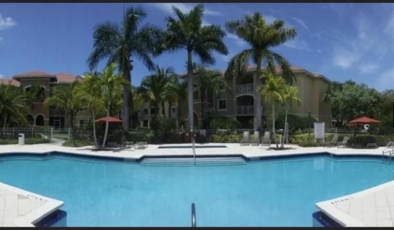6533 Emerald Dunes Drive, Unit 304, West Palm Beach, FL 33411 Photo