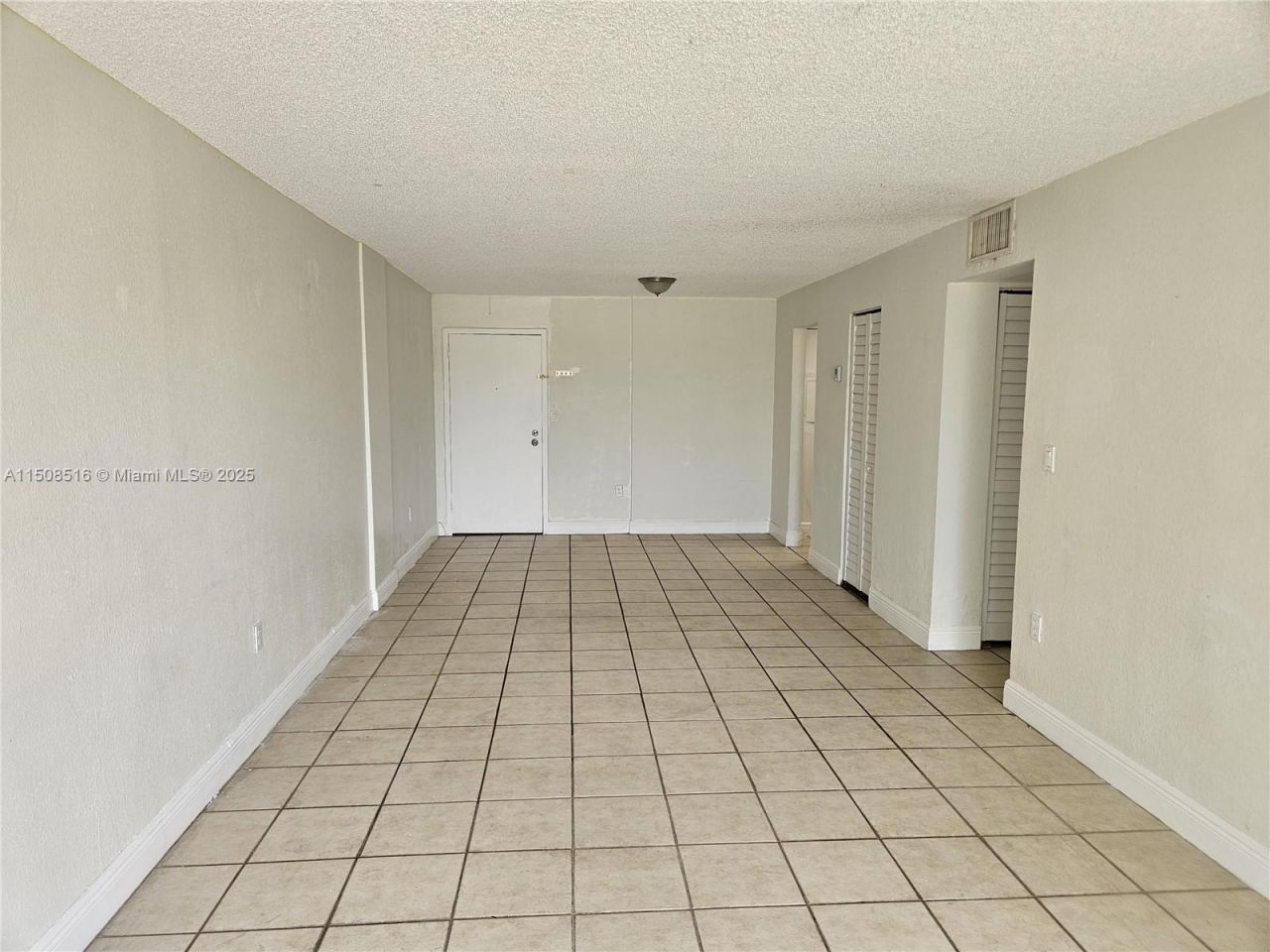 1805 Sans Souci Blvd, Unit 302, North Miami, FL 33181 Photo