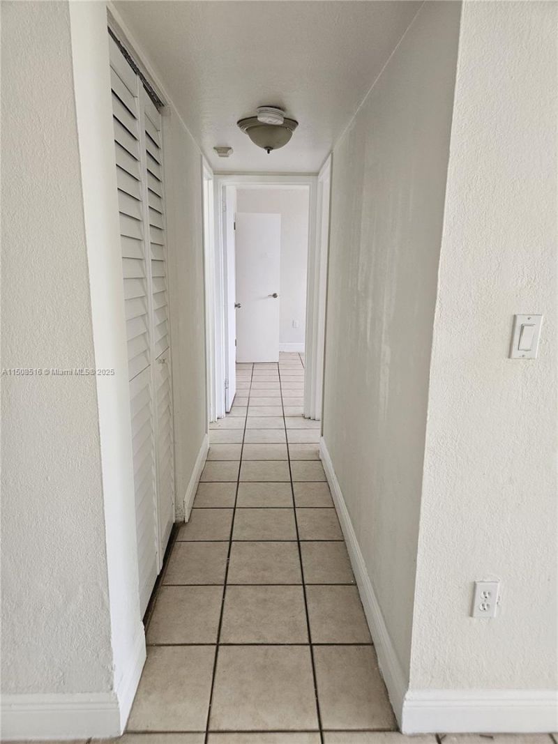 1805 Sans Souci Blvd, Unit 302, North Miami, FL 33181 Photo