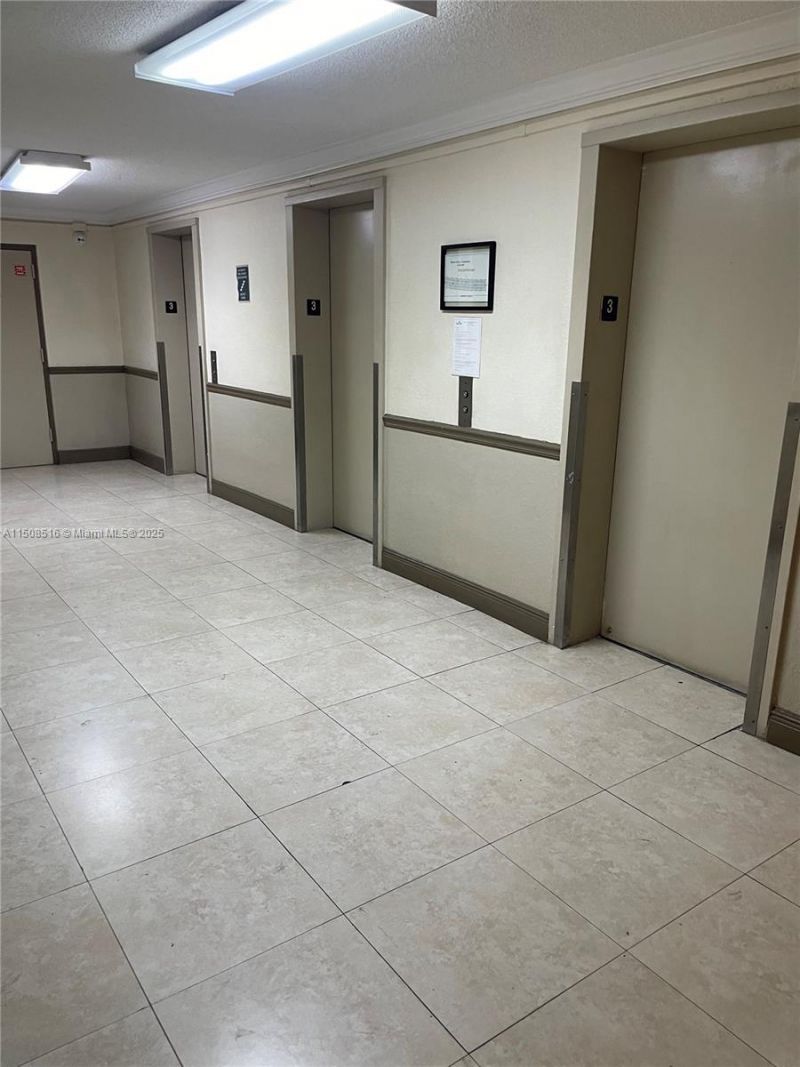 1805 Sans Souci Blvd, Unit 302, North Miami, FL 33181 Photo