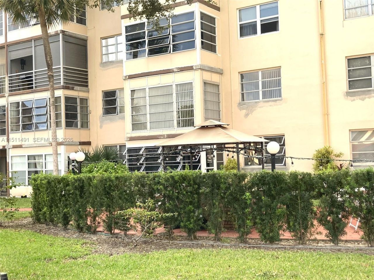 2901 NW 47th Ter, Unit 344B, Lauderdale Lakes, FL 33313 Photo
