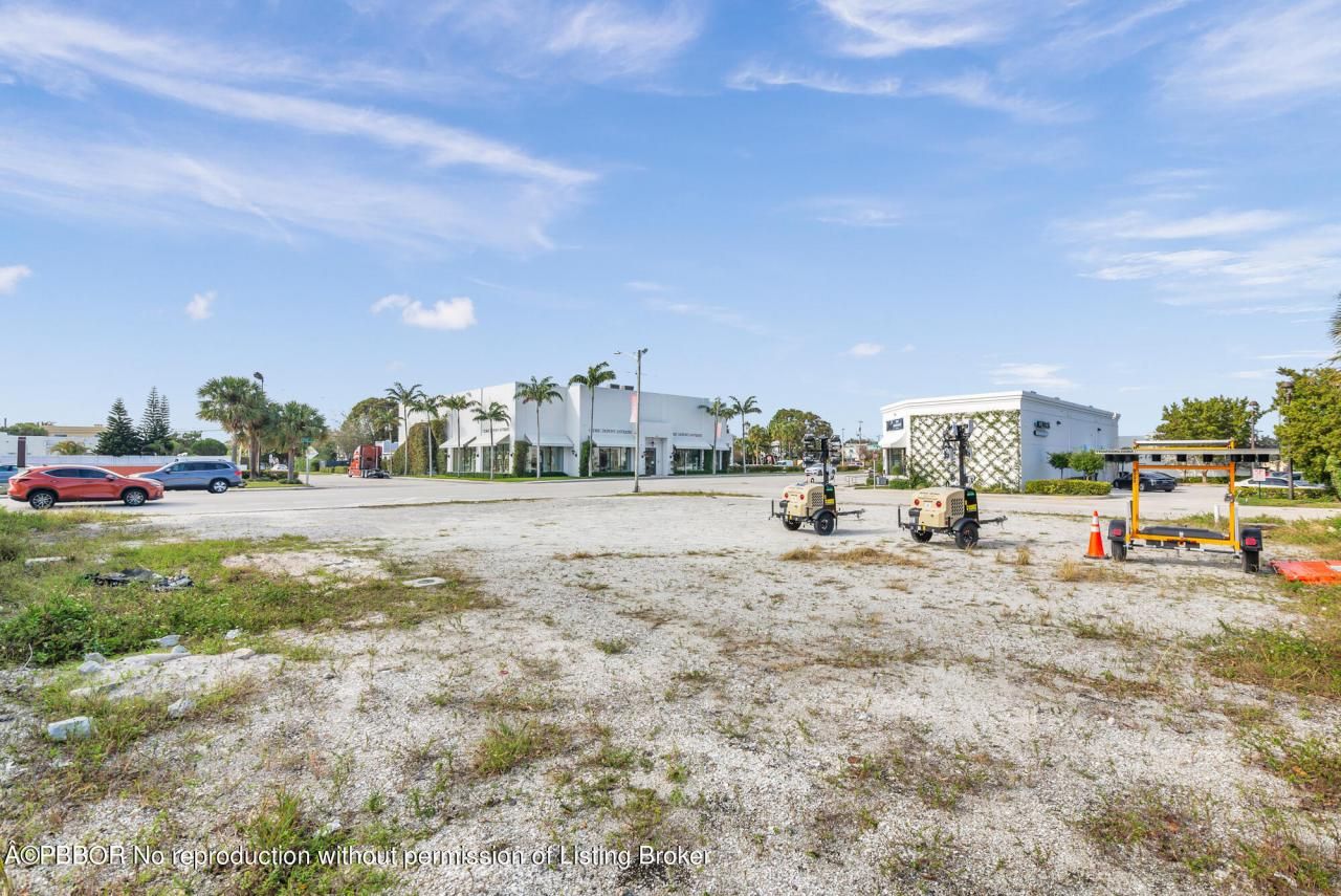 3500 S Dixie Hwy, West Palm Beach, FL 33405 Photo