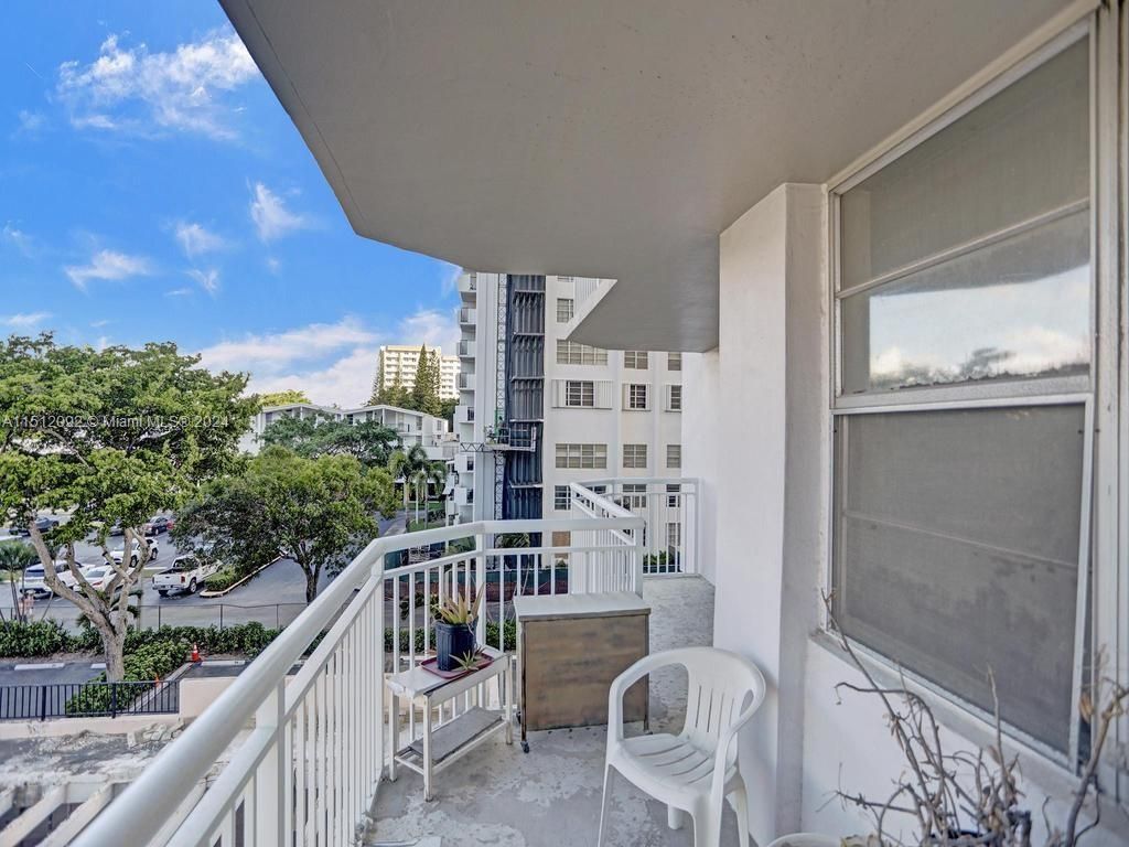 18051 Biscayne Blvd, Unit 304, Aventura, FL 33160 Photo