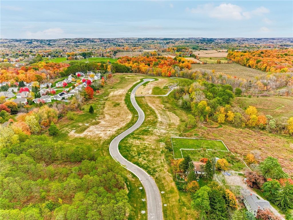 7 Mendon Green Lane, Pittsford, NY 14534 Main Photo