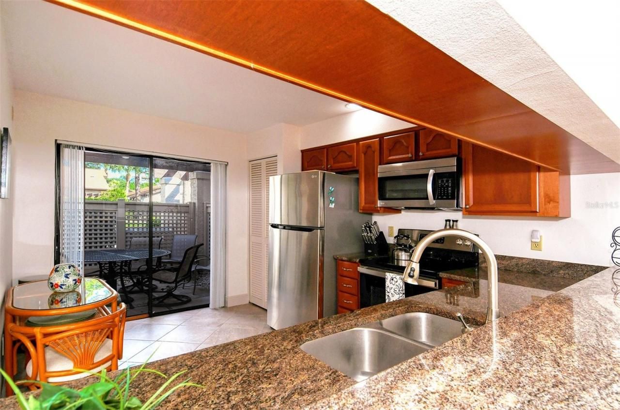 3131 Windrush Bourne, Unit 22, Sarasota, FL 34235 Photo