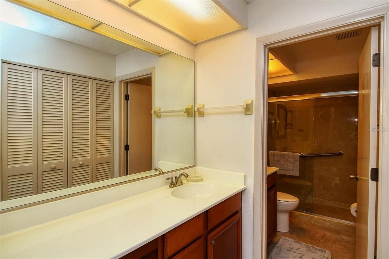 3131 Windrush Bourne, Unit 22, Sarasota, FL 34235 Photo