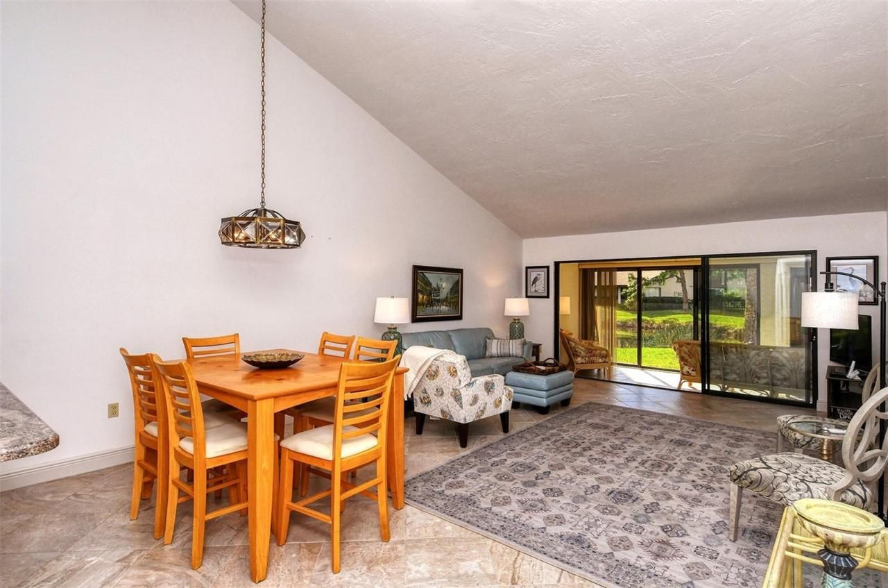 3131 Windrush Bourne, Unit 22, Sarasota, FL 34235 Photo
